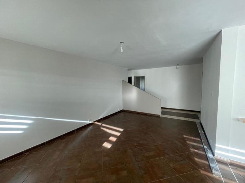 Appartement - 110 m² - 5 pièces