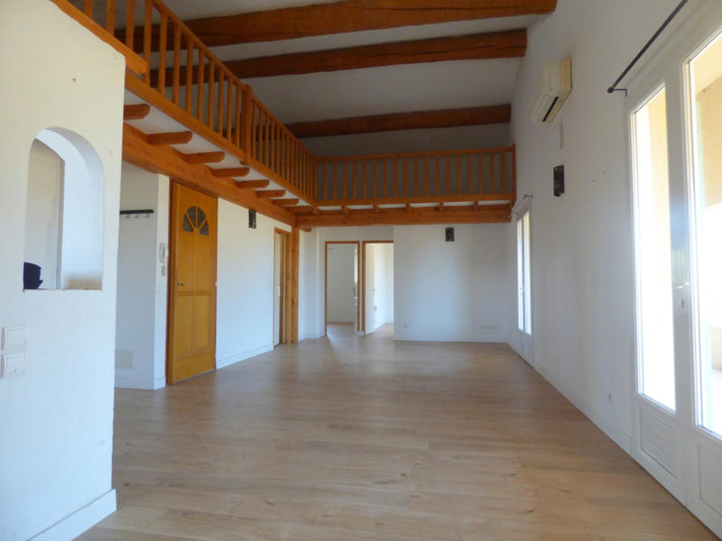 Appartement - 93 m² - 4 pièces