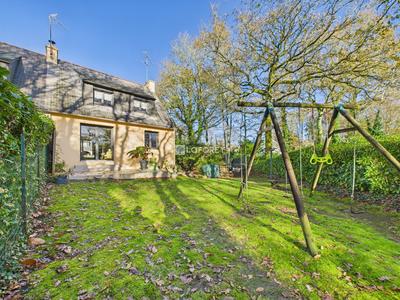 Maison - 88 m² - 4 pièces