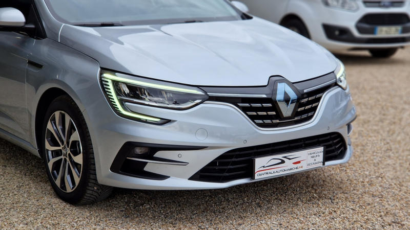 Renault Mégane IV Berline Blue dCi 115 Edc Techno
