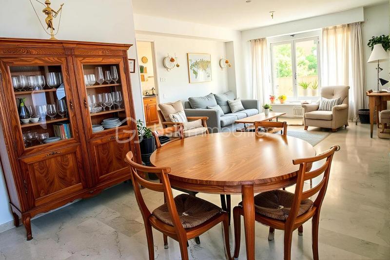 Appartement - 85 m² - 4 pièces