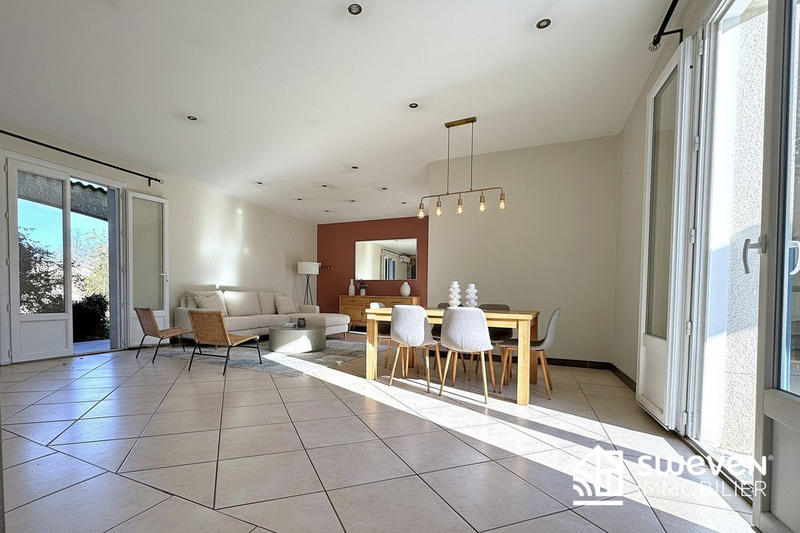 Maison - 150 m² - 6 pièces