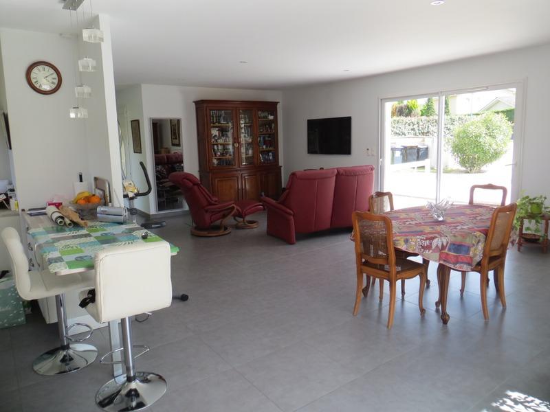 Maison - 122 m² - 4 pièces