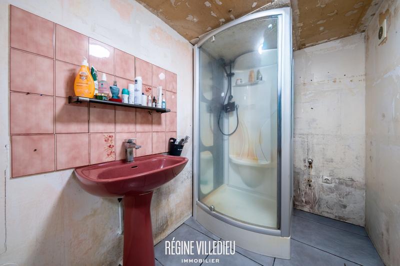 Maison - 90 m² - 3 pièces