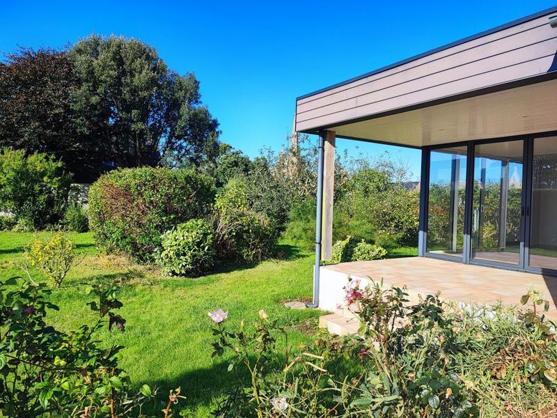 Maison - 180 m² - 6 pièces