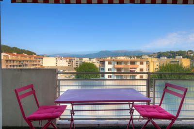 Appartement - 85 m² - 4 pièces