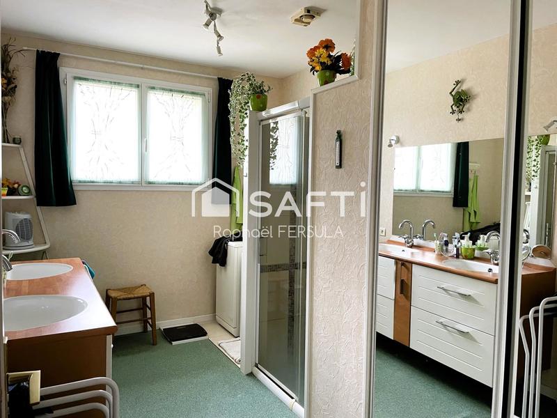 Maison - 121 m² - 5 pièces