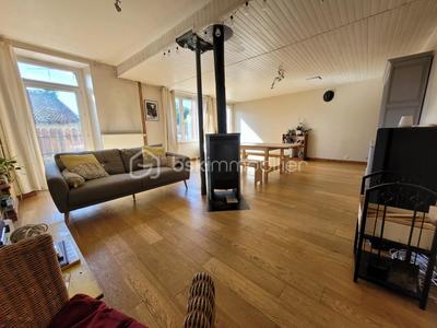 Maison - 194 m² - 8 pièces