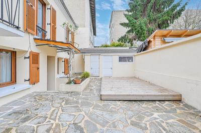 Maison - 98 m² - 5 pièces