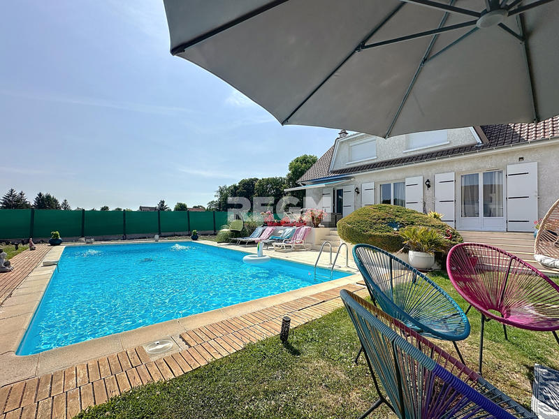 Maison - 123 m² - 5 pièces