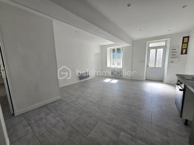 Maison en pierre - 98 m² - 5 pièces