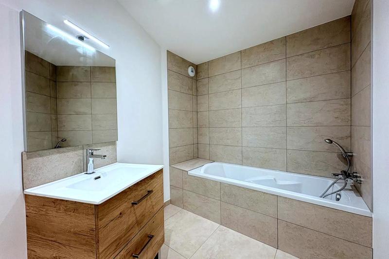 Maison - 91 m² - 3 pièces