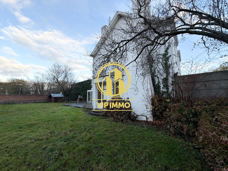 Maison - 166 m² - 8 pièces
