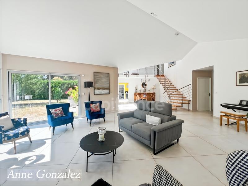 Maison d'architecte - 168 m² - 6 pièces