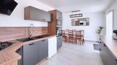 Maison - 99 m² - 6 pièces