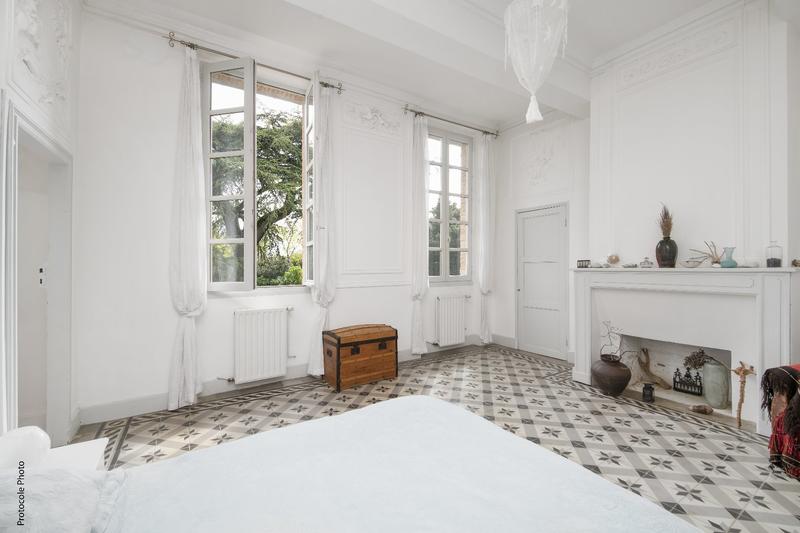 Maison - 318 m² - 7 pièces