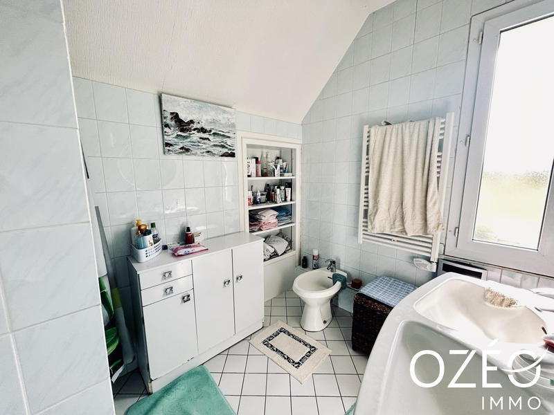 Maison - 202 m² - 6 pièces