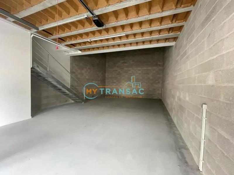 Local d'activités - 115 m²