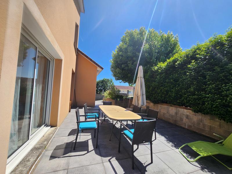 Maison - 170 m² - 7 pièces