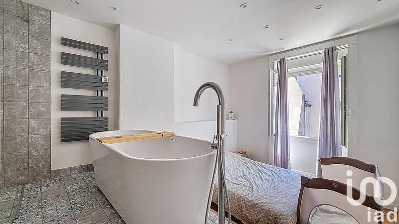 Appartement - 75 m² - 3 pièces