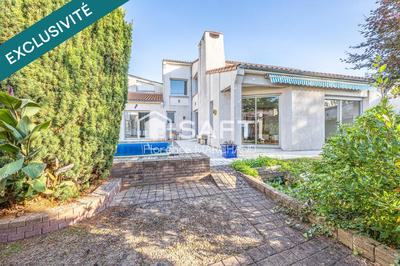 Maison - 205 m² - 6 pièces