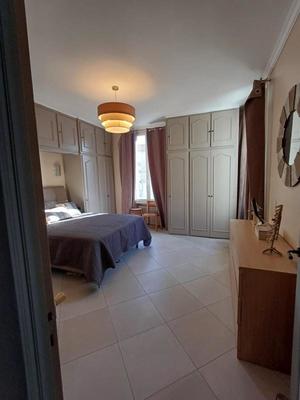 Maison bourgeoise - 230 m² - 10 pièces