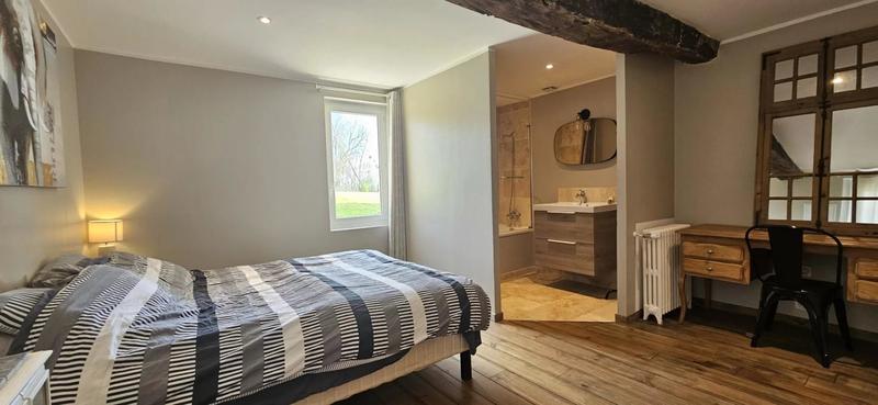 Maison - 177 m² - 7 pièces