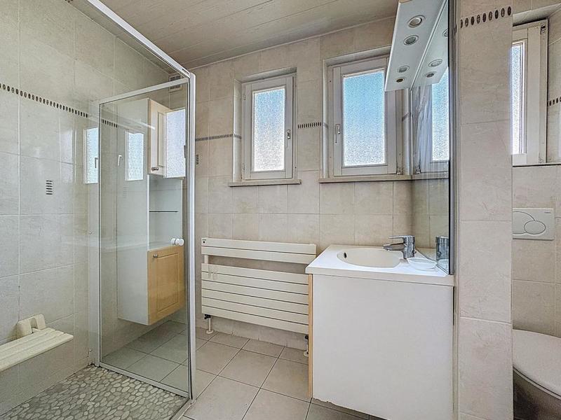 Maison - 181 m² - 9 pièces