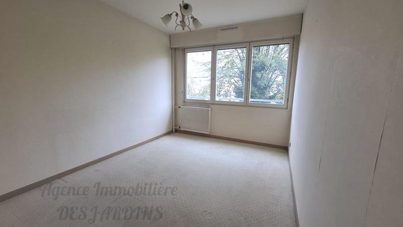 Appartement - 104 m² - 4 pièces