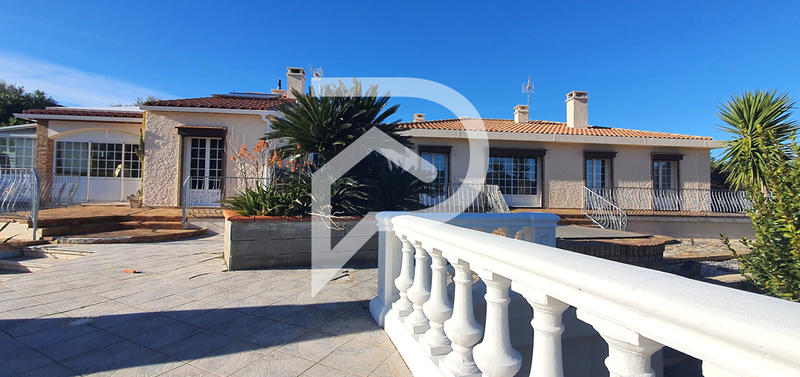 Maison - 158 m² - 6 pièces