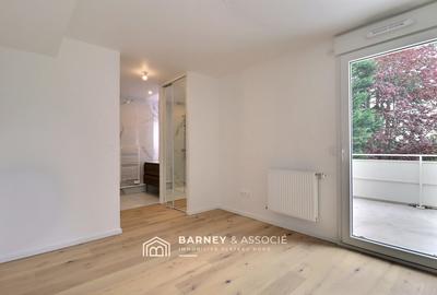 Appartement - 104 m² - 4 pièces