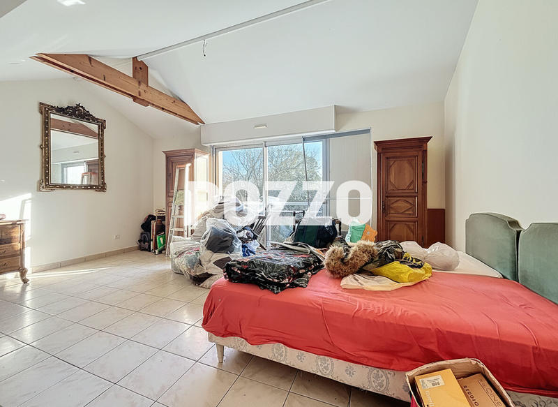 Maison - 159 m² - 5 pièces