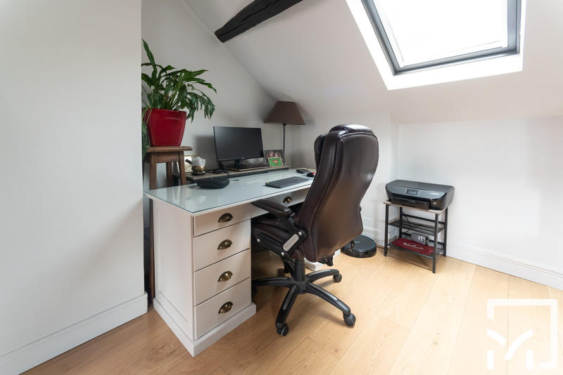 Appartement - 102 m² - 4 pièces