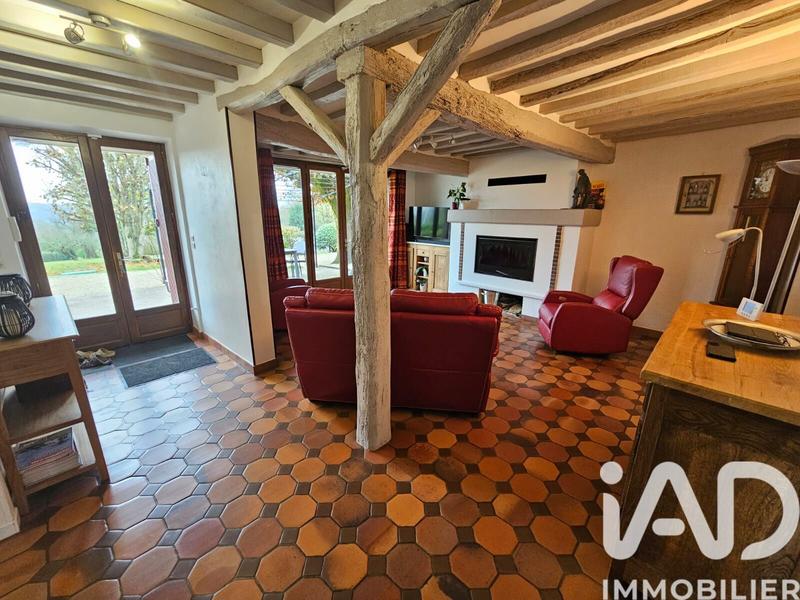 Maison - 195 m² - 7 pièces