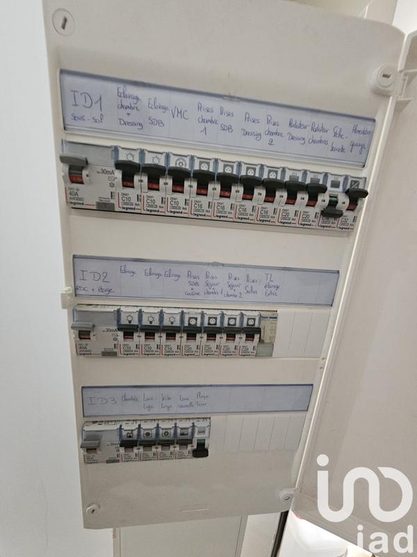 Maison - 115 m² - 5 pièces