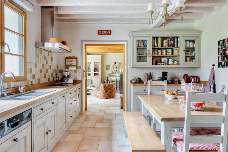 Maison ancienne - 300 m² - 9 pièces