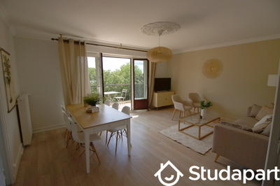 Chambre - 13 m² - 1 pièce