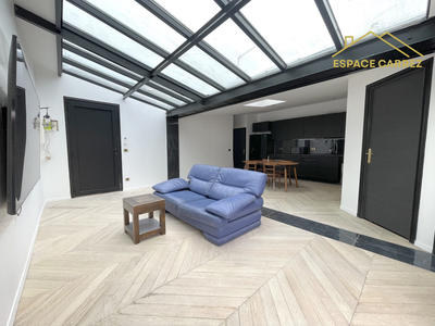 Appartement - 90 m² - 4 pièces