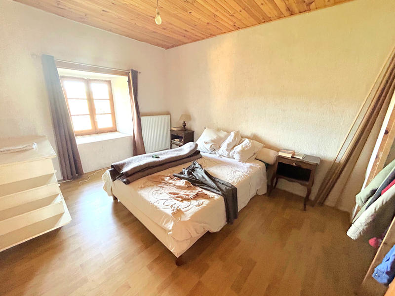 Maison - 104 m² - 4 pièces