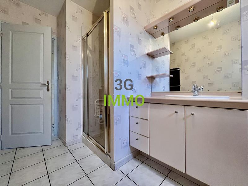 Maison traditionnelle - 102 m² - 5 pièces