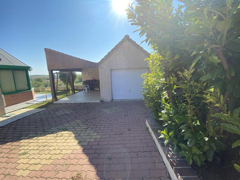 Maison - 220 m² - 9 pièces