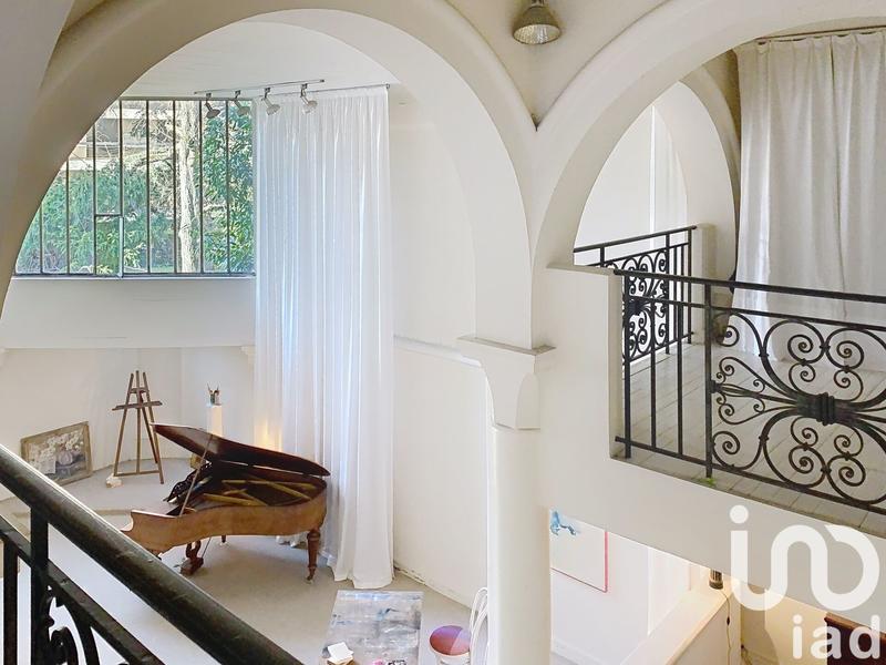 Appartement - 204 m² - 6 pièces