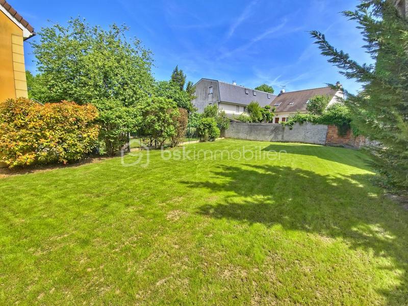 Maison - 136 m² - 5 pièces