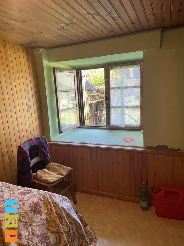 Maison - 98 m² - 5 pièces