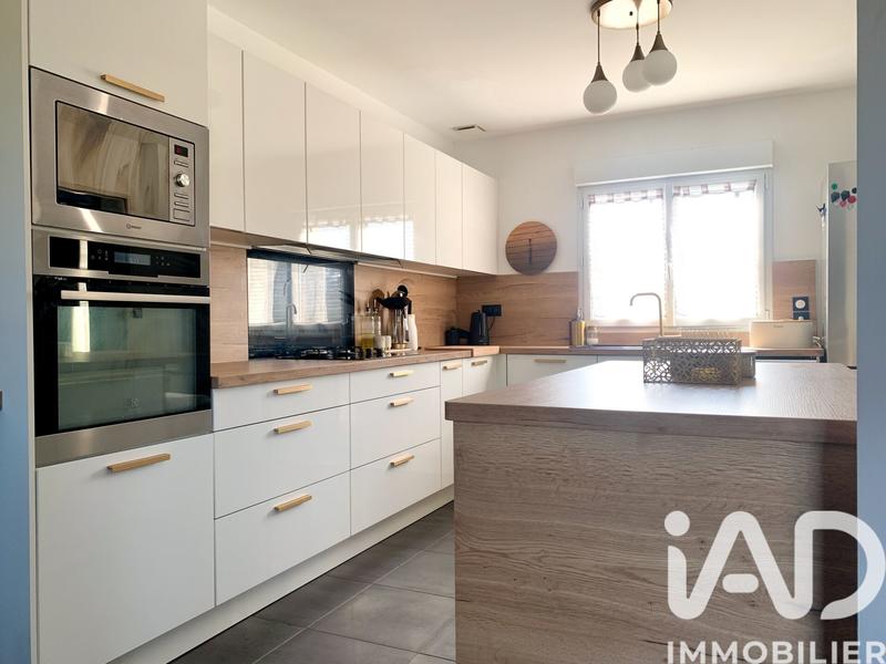 Maison - 174 m² - 7 pièces