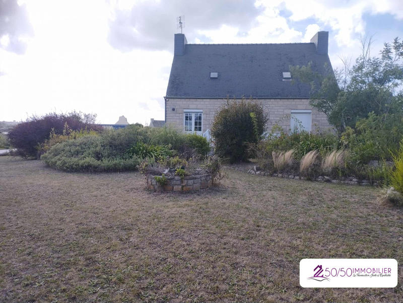 Maison traditionnelle - 104 m² - 6 pièces