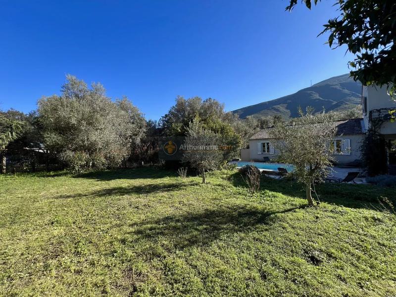 Maison - 136 m² - 4 pièces