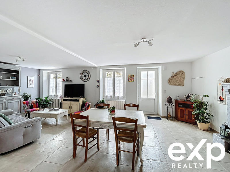 Maison traditionnelle - 92 m² - 5 pièces