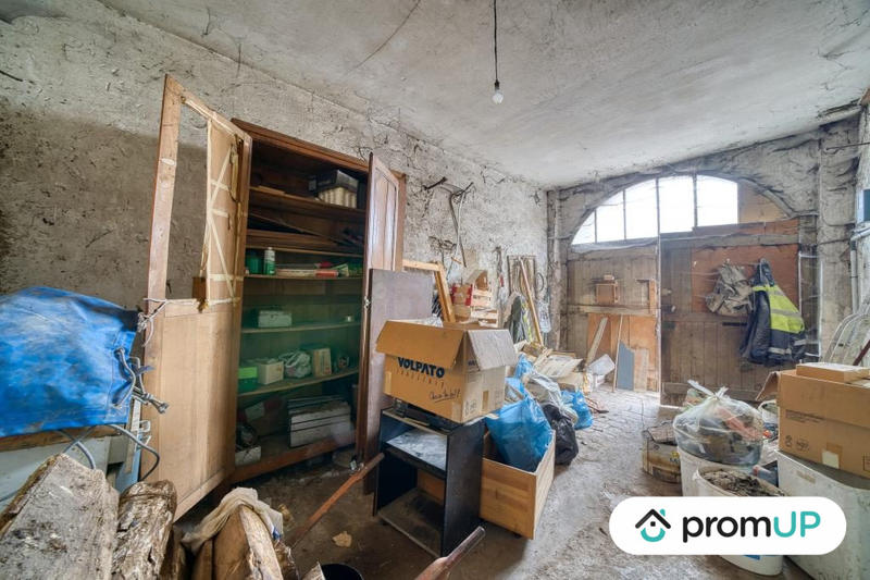 Maison - 200 m² - 8 pièces