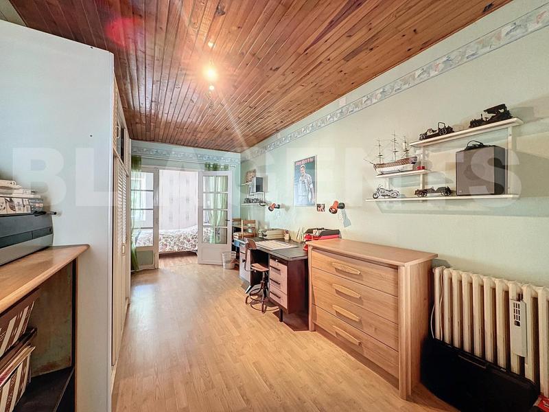 Maison de village - 284 m² - 13 pièces